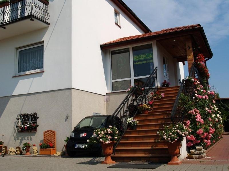 Gościniec pod Różą Chełmno Exterior foto